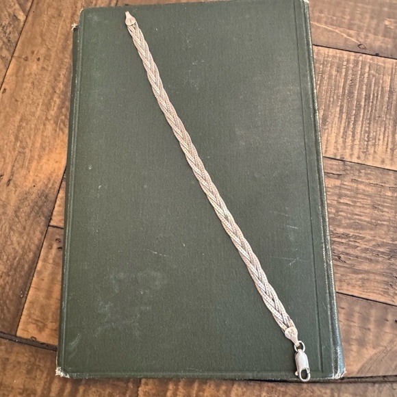 Vintage 925 Sterling Silver Made in Italy Herringbone Braided Bracelet - Picture 4 of 10